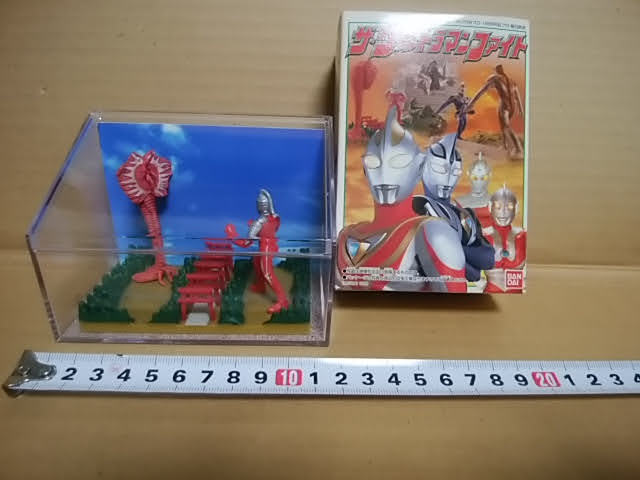 ★ザ・ウルトラマンファイト ウルトラセブンVSビラ星人 リペイント ケース付き
