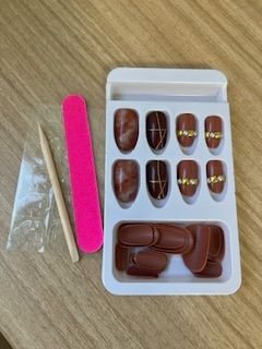 Nails 手作り ネイルチップ ミディアム ロング オーバル ラウンド 短め　赤グラデーション　HH0026