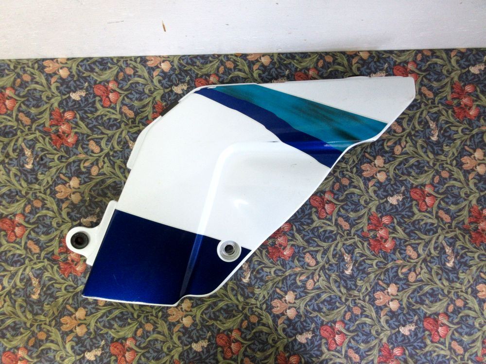 スズキ 純正 右 サイド カバー カウル 47511-17E01-L GSX-R1100 GSX-R1100W GSX-R750