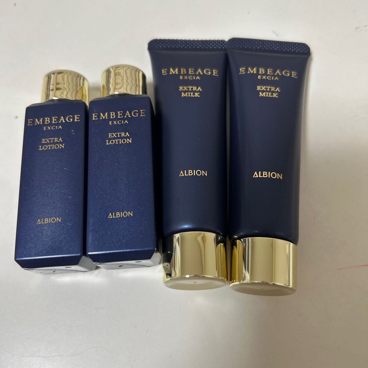 アルビオン　エクシア　アンベアージュ　エクストラローション28ml×2個+ミルク30g×2個
