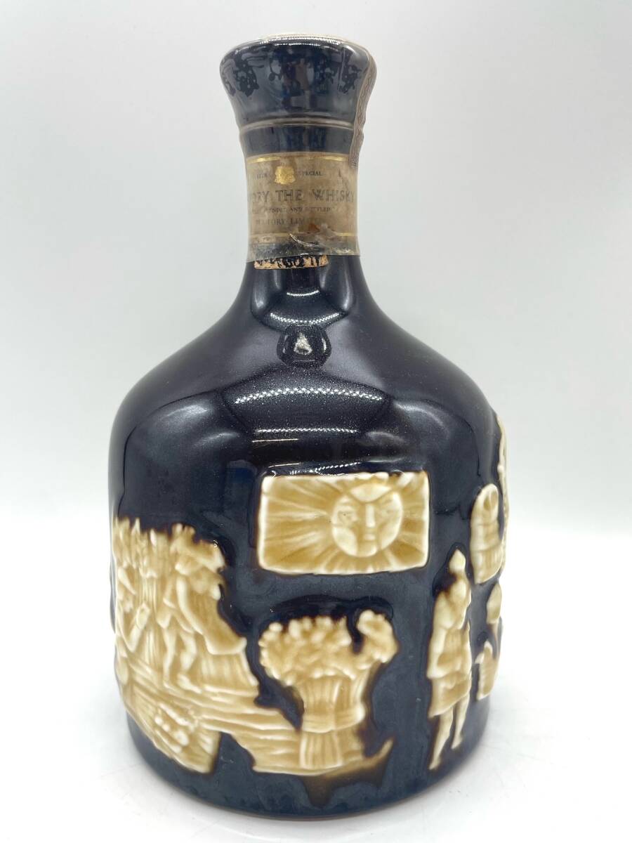 K3873◆ 【未開栓】 SUNTORY サントリー ザ ウイスキー 有田焼 750ml 43% 陶器ボトル 1311g 国産酒 古酒 神奈川県内限定配送