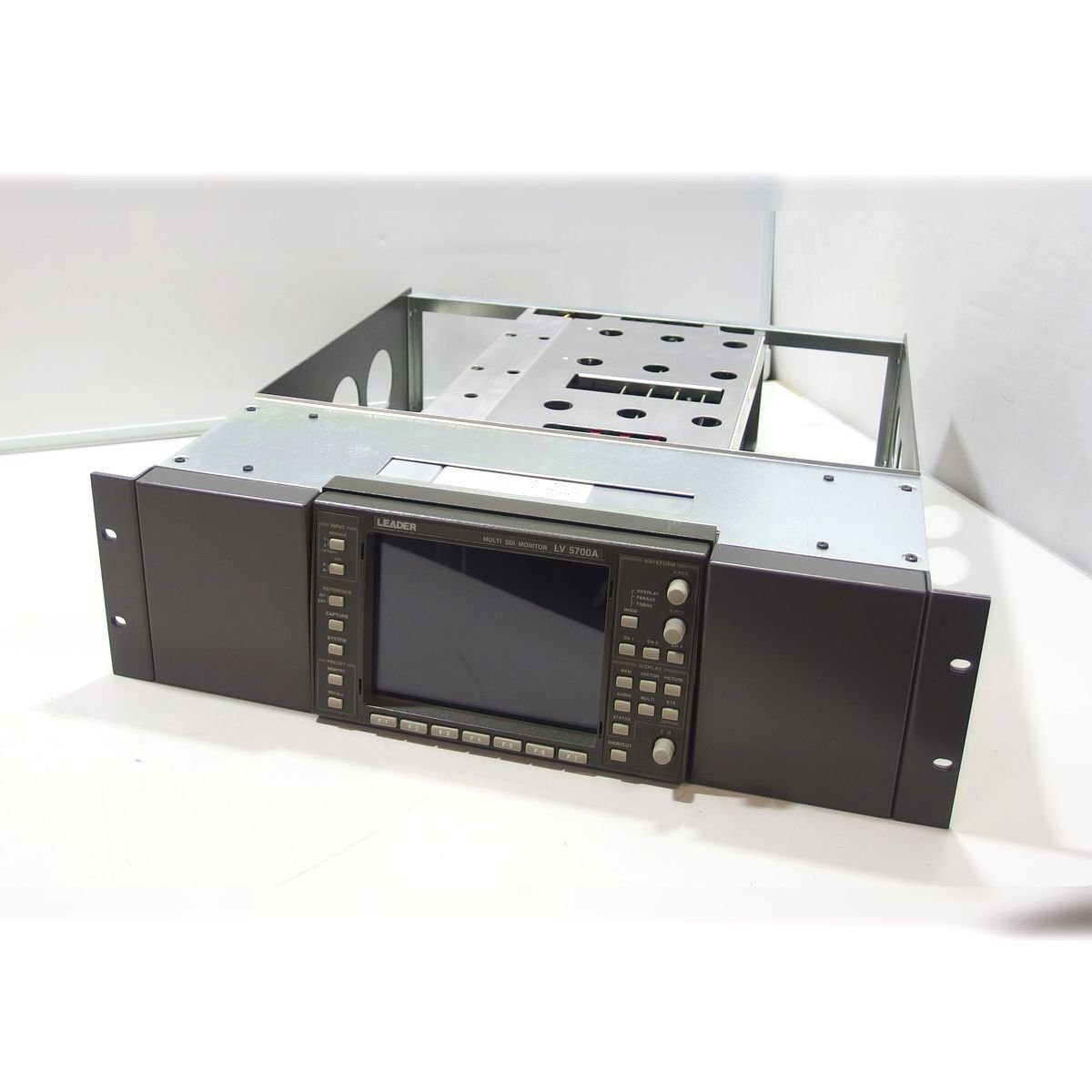 LEADER LV5700A マルチSDIモニター リーダー電子 波形モニタ（HD-SDI/V8.3/ラックマウント型)【中古/動作品】#409831