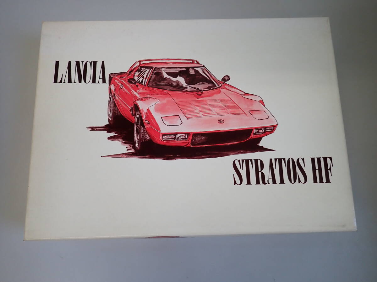 QかBё 未組立 ランチア ストラトスHF クラウン 1/24スケール LANCIA STRATOS HF プラモデル