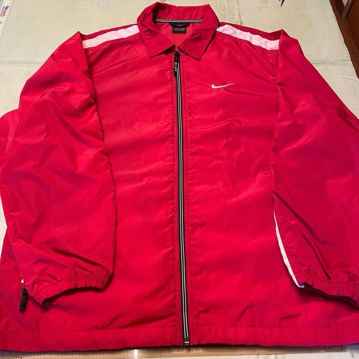 NIKE ナイキ　ウインドブレーカー　S9・WWW Sサイズ