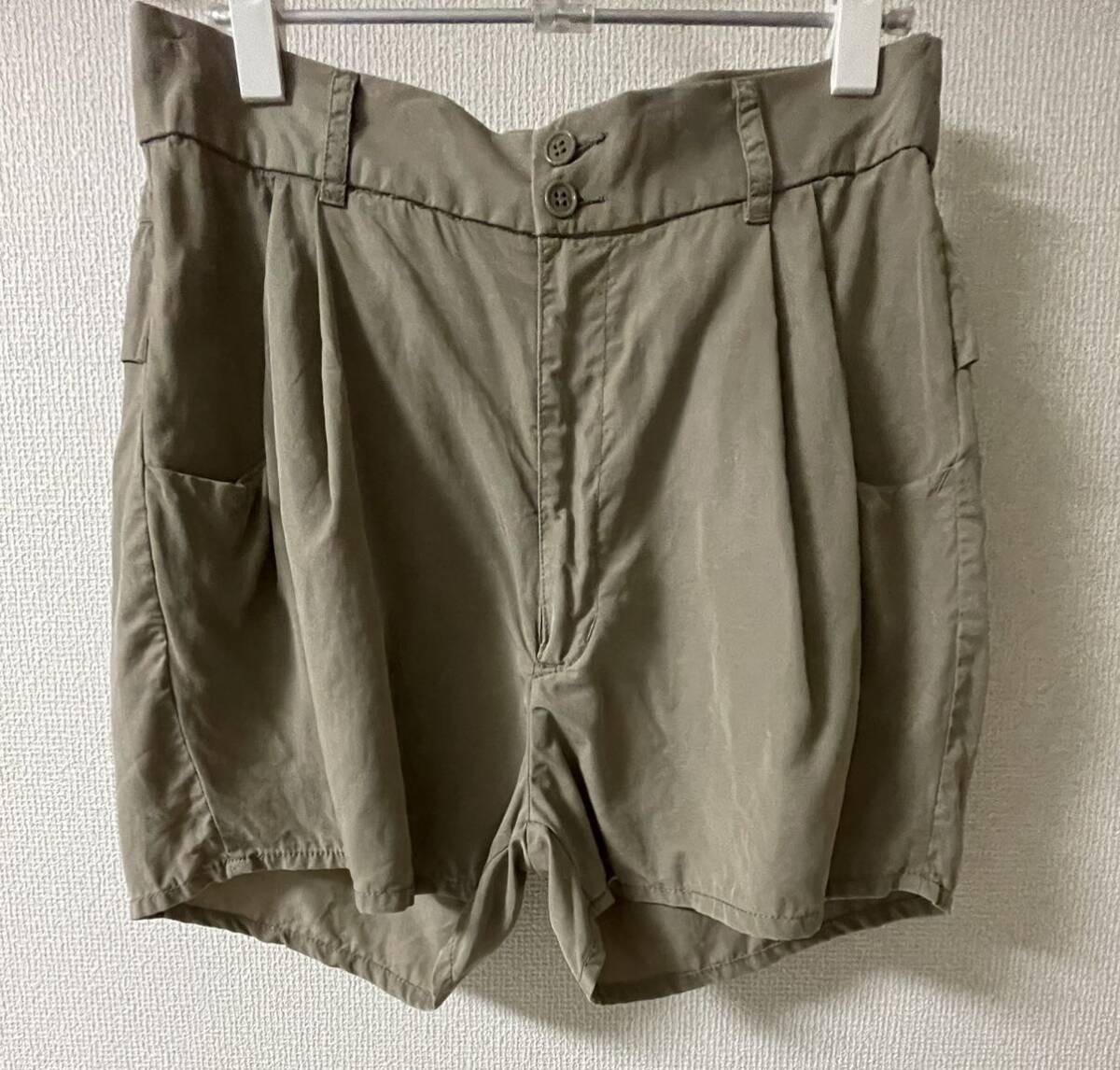 【zucca　ズッカ】レディース　薄手キュロット　ベージュ　サイズＭ　テンセル素材　ショートパンツ　拍卖