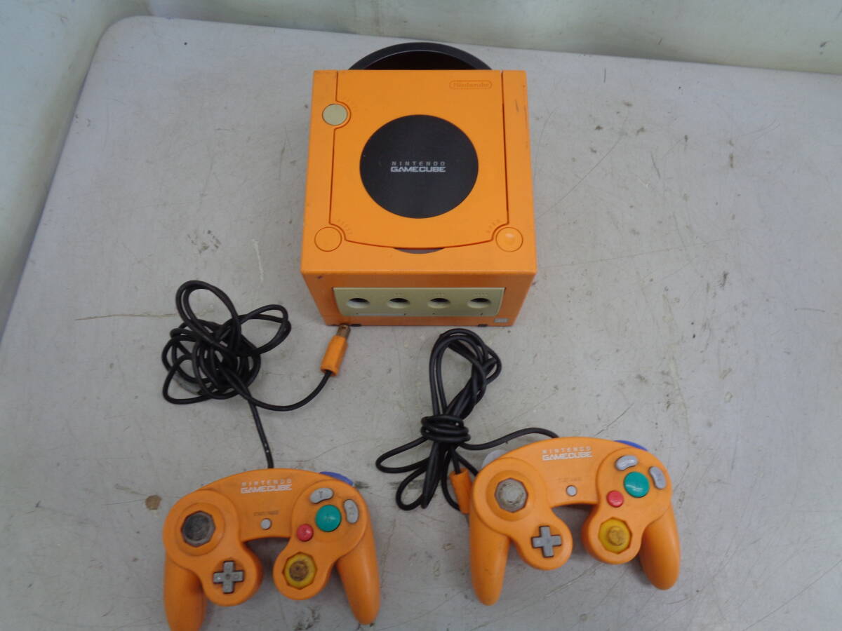 C1769 任天堂 ゲームキューブ DOL-001 コントローラー （X2）