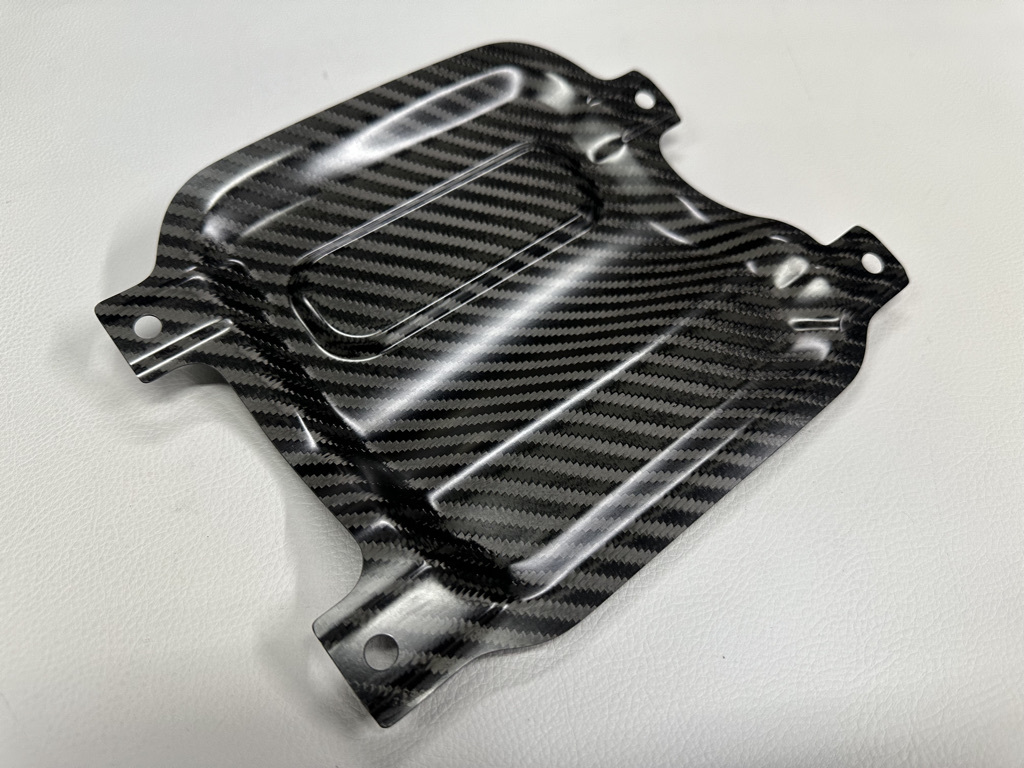 三菱GTO カーボン製燃料ポンプカバー フューエルポンプカバー Z15AZ16A 4X4Twill