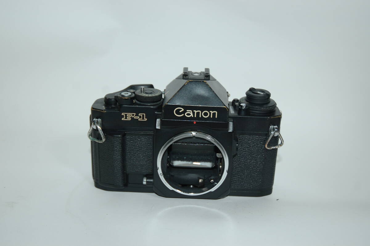 キヤノン　ニューF1　ボデー　　　　　　　　　　　B54