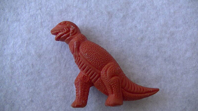 恐竜　ティラノサウルス　フィギュア