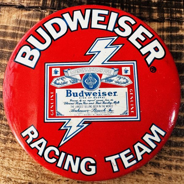 M714*vintage*1970's*バドワイザー*Budweiser*レーシング*缶バッチ*ピンバッジ*アメリカン雑貨*USA*antique*ビール*レトロ*
