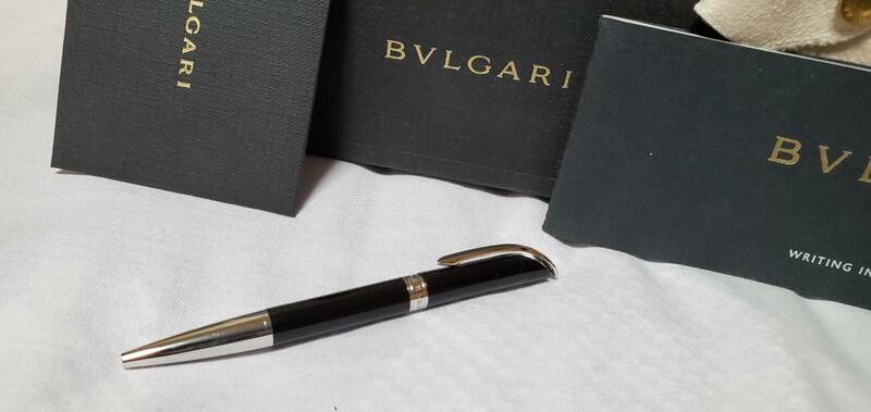正規美 レア BVLGARIブルガリ クラシック エンブレムロゴショートボールペン ラグジュアリーブラック×シルバーメタリック 10cm 付属品完備