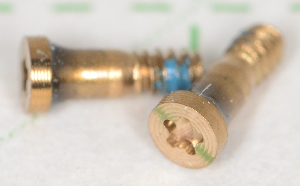 iPhone7シリーズ用 パーツ 星型ネジ 2本セット ゴールド