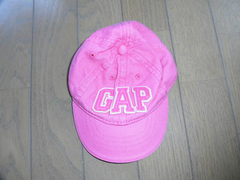 ギャップgap★ピンクの帽子、キャップ★6ヵ月