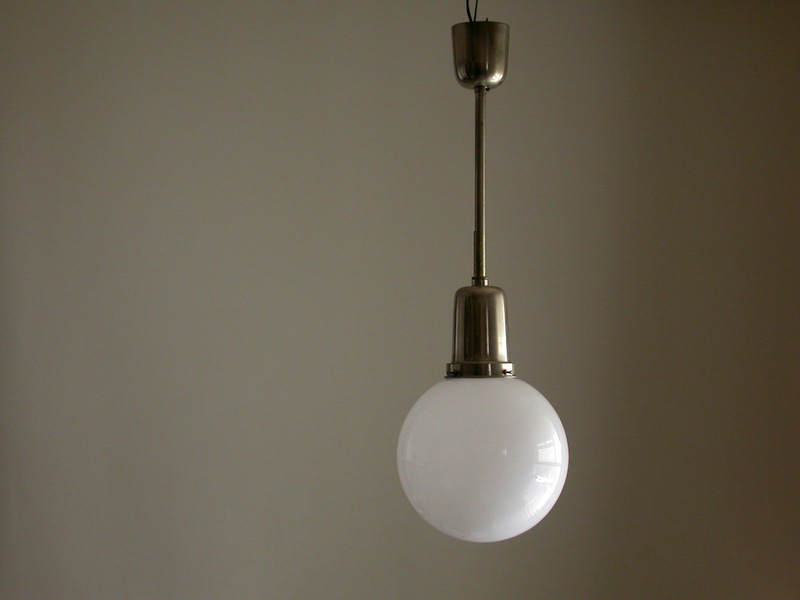 乳白ガラス 真鍮 ペンダント照明 φ25cm /1930年代 ドイツ アールデコ ビンテージ ランプ