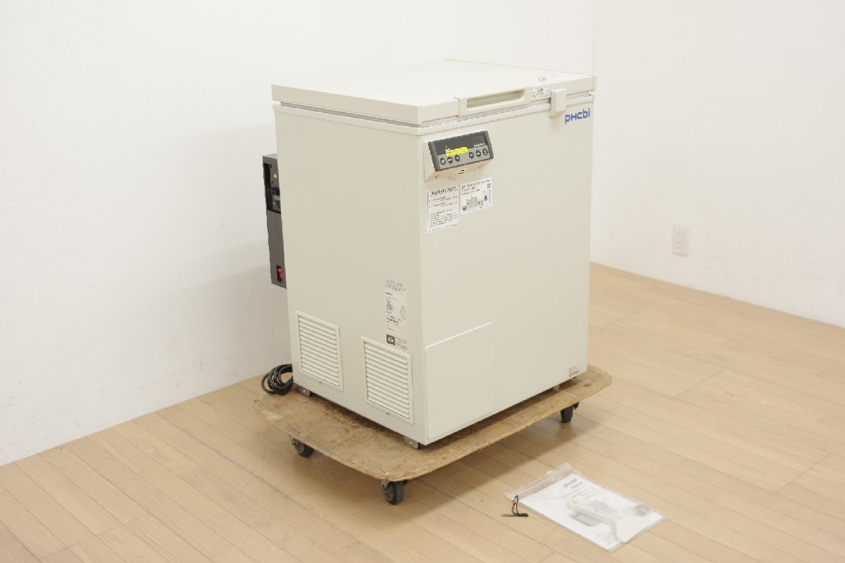 PHC株式会社 バイオメディカルフリーザー MDF-137-PJ 2019年製 冷凍 研究 実験 保存 鍵付き -30℃ 138L 100V バイオフリーザー
