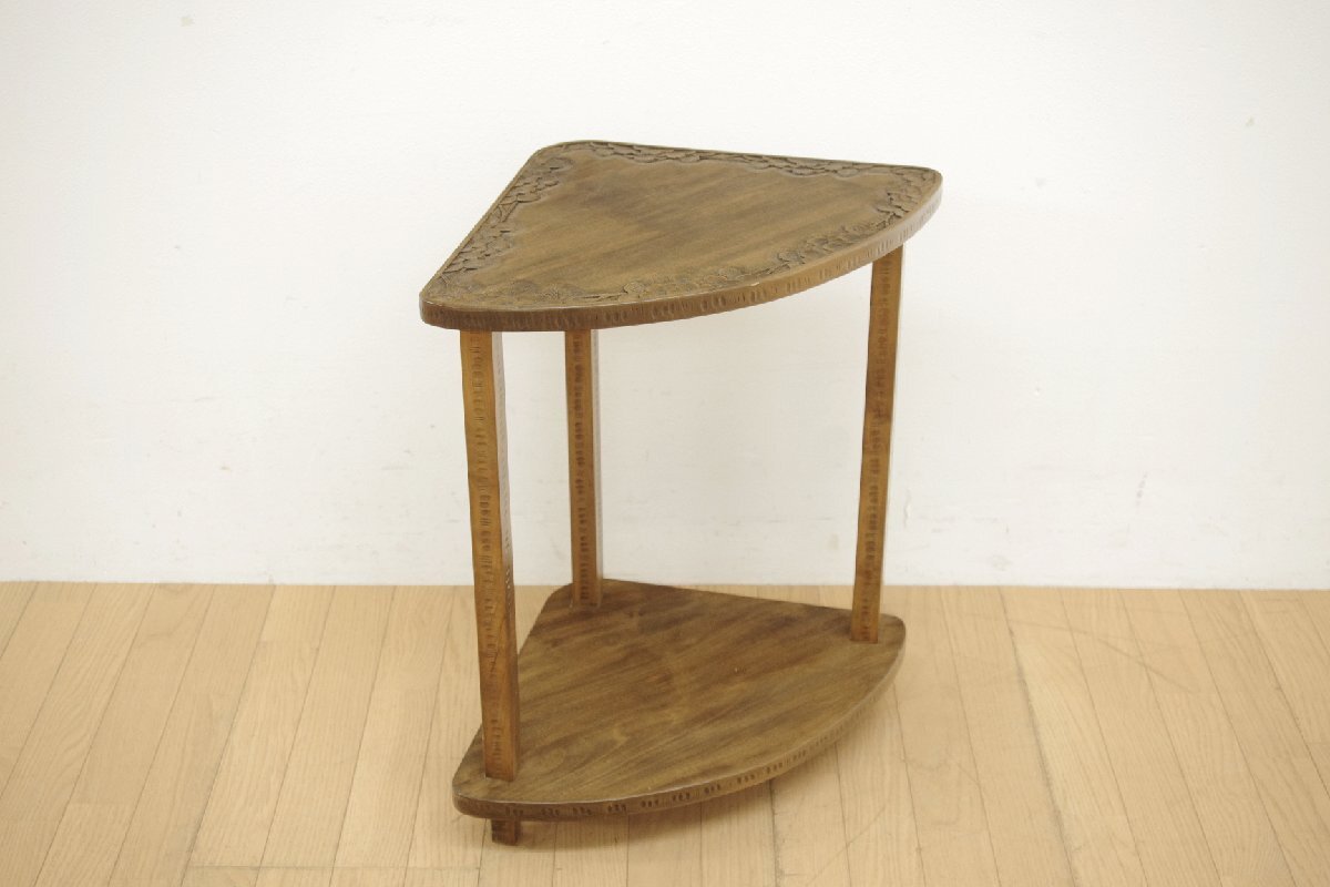 軽井沢彫 コーナーラック 飾り棚 花台 電話台 コーナーキャビネット サイドテーブル 小ぶり 小家具 彫刻 深彫 桜 サクラ模様 伝統工芸品