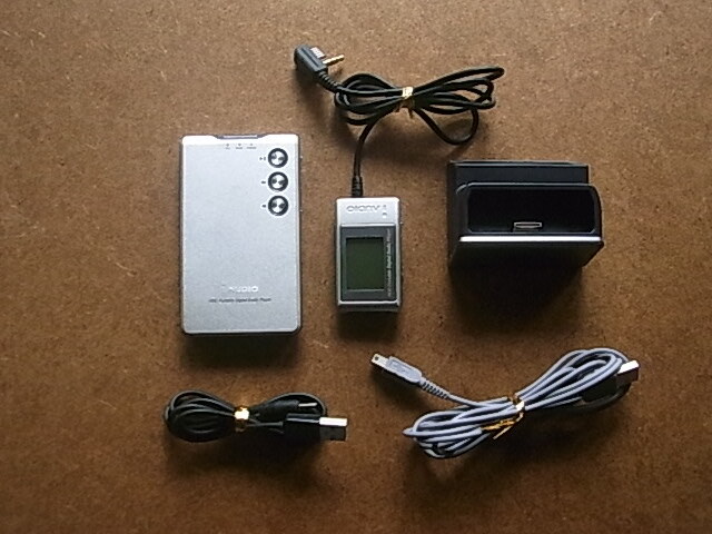 希少 COWON iAUDIO M3 HDDオーディオプレーヤー 20GB 付属品付き　送料410円　中古