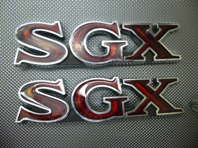 当時物　日産純正　C130　ローレル　２D　ハードトップ　SGX　エンブレム　訳あり　ブタケツ