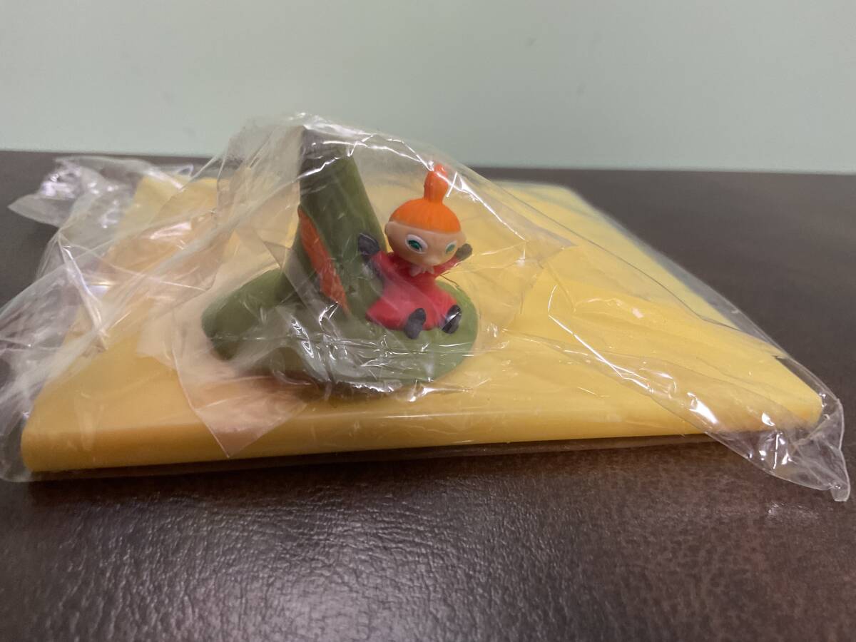 ⑥①新品★ ムーミン リトルミー フィギュア付き爽専用オリジナルフタ ミー フィギュア 非売品 黄
