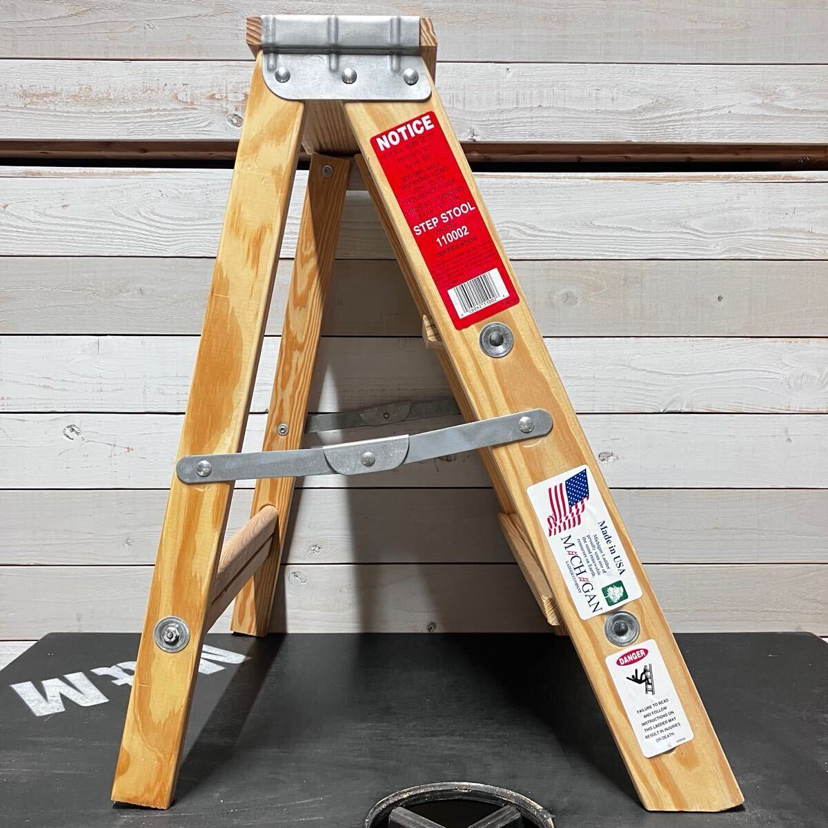 SIZE 2 MICHIGAN LADDER COMPANY WOOD STEP LADDER MADE IN USA ミシガン ラダー カンパニー ウッド ステップ ラダー 脚立 アメリカ製