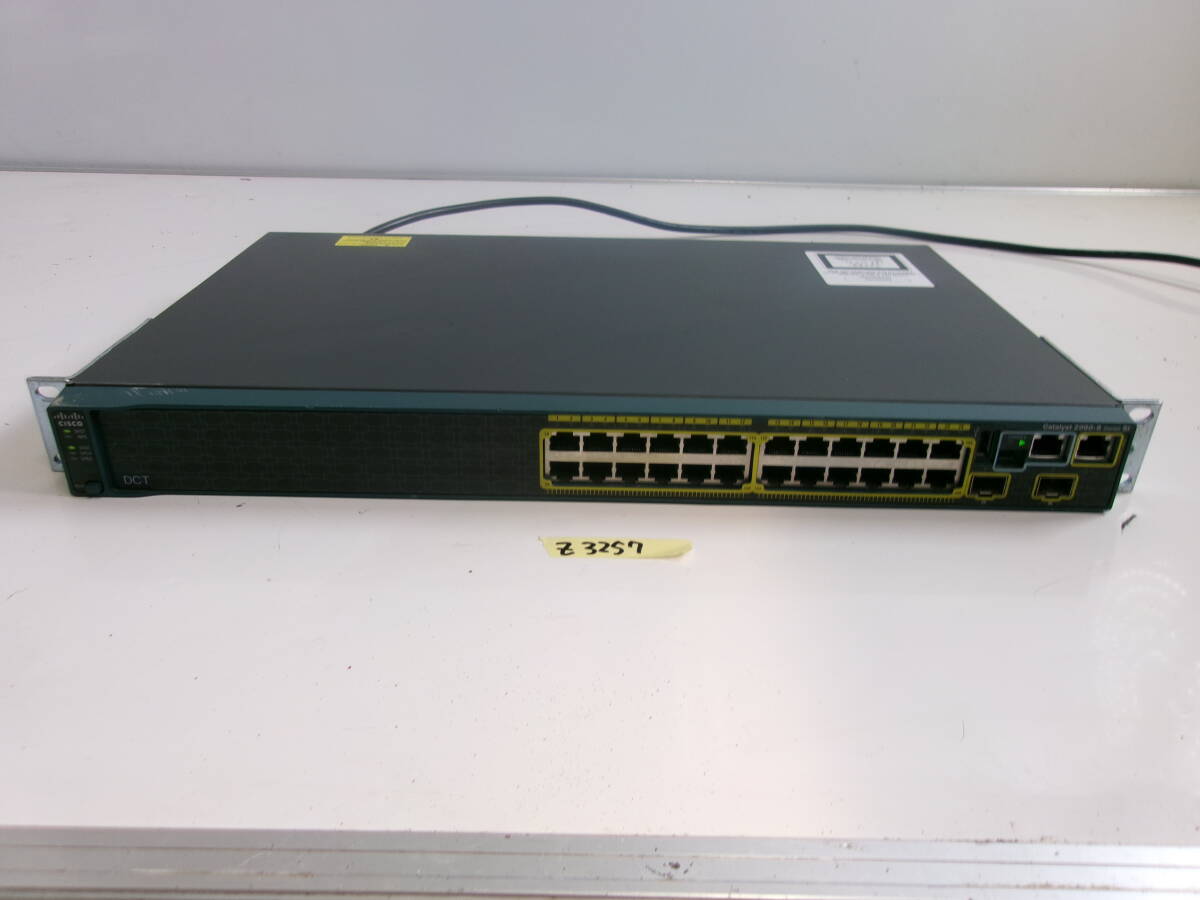 (Z-3257)CISCO CATALYST 2960 WS-C2960S-24TS-S 通電確認のみ 現状品