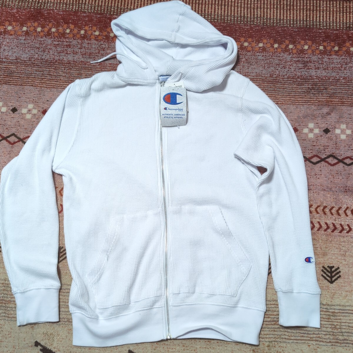 Champion パーカー ジッパー サイズM タグ付き