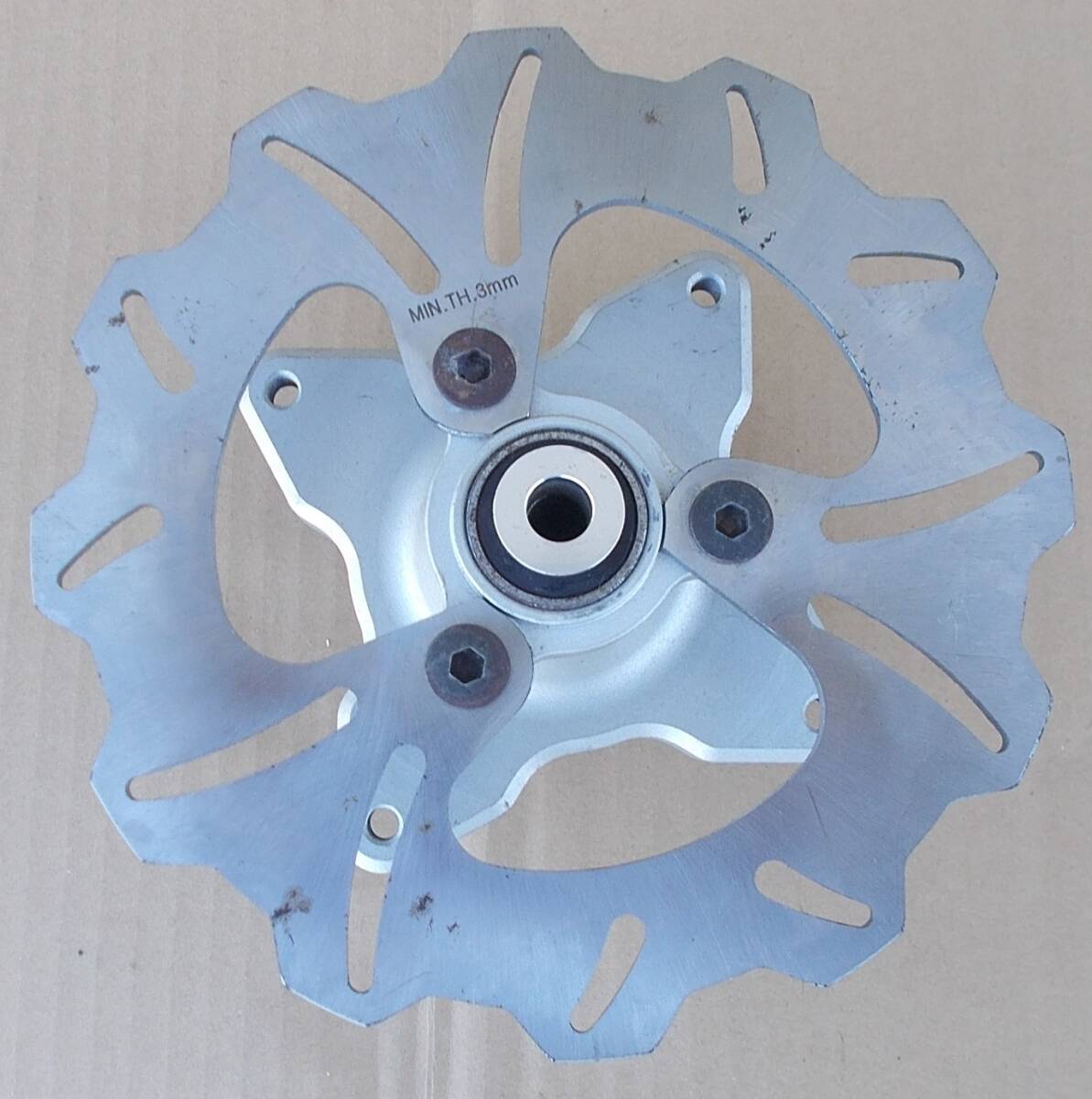 {$data['title']拍卖