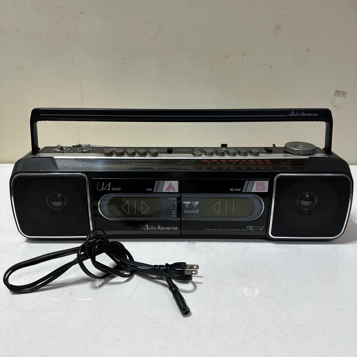 A555 昭和レトロ SANYO サンヨー ダブルラジカセ U4-W40 カセット　黒　現状