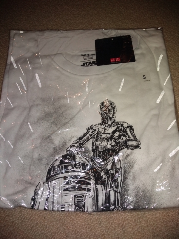 新品未使用品　★　Sサイズ スターウォーズ Tシャツ UT R2-D2 3PO ユニクロ UNIQLO 