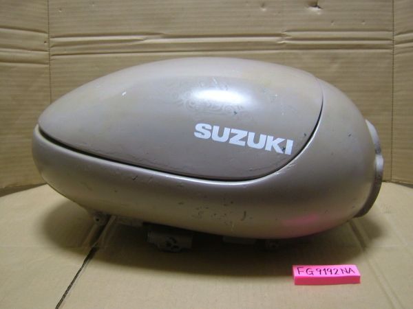 ☆SW-1　ダミータンクカバー/メットイン　☆SUZUKIレストア修理予備等に