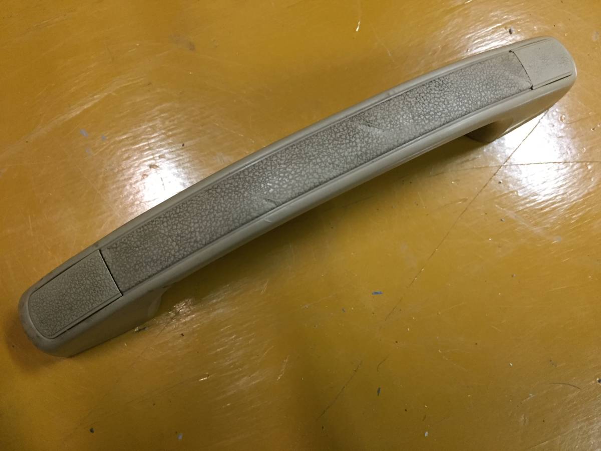 L60-08 アシストグリップ　74610-10020　ハンドル　ランドクルーザー ランクル 60 純正 上側 バックドア リアゲート　リア　リヤ