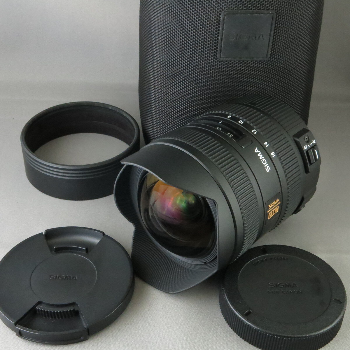 【美品】SIGMAシグマ　キヤノンEF用8-16mmF4.5-5.6DC HSM　CanonキヤノンEFマウント(キャノン）★NO.8677