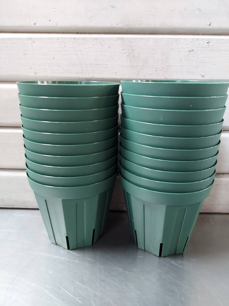 送料無料★ 植物の根張りが違う！スリット鉢ＣＳＭ－１２０　４号　２０Ｐ a