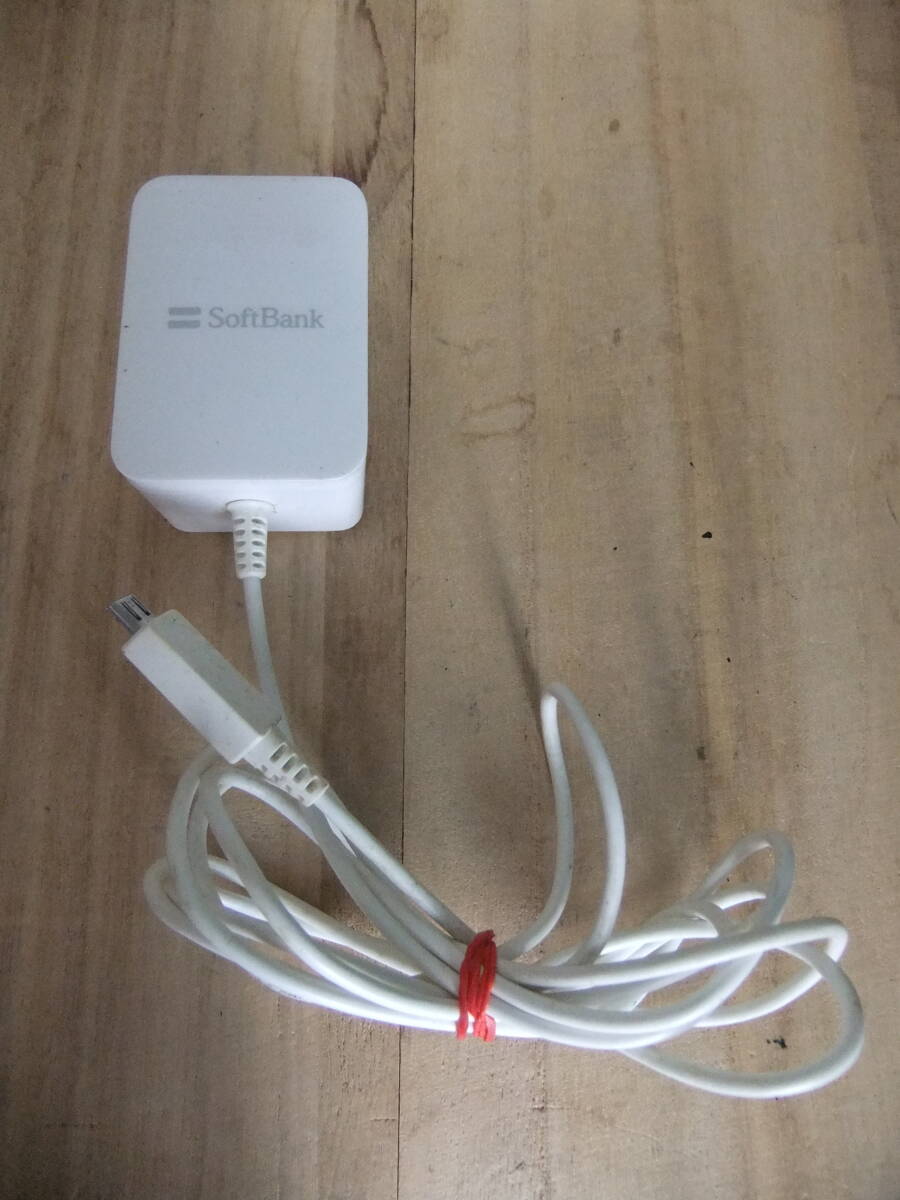 ソフトバンク純正ＡＣアダプターＳＢ－ＡＣ１８－ＭＩＭＵ