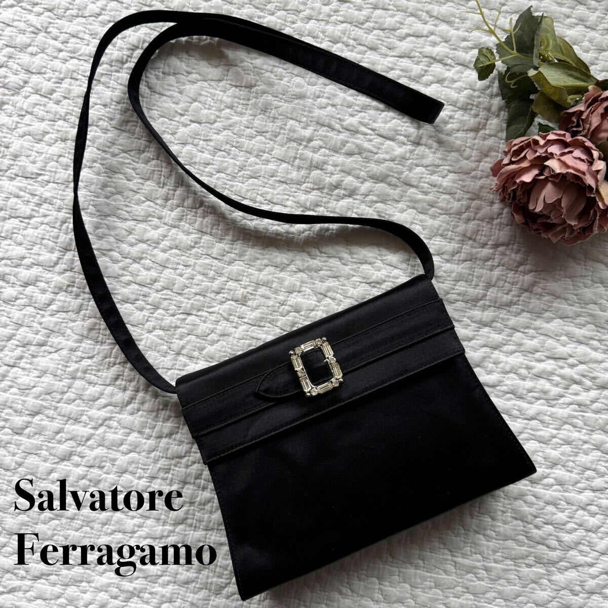 希少 Salvatore Ferragamo サルヴァトーレフェラガモ ビジュー ミニ ショルダーバッグ 2way ブラック　黒 サテン ポシェット