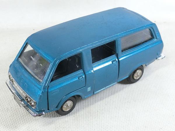 §ミニカー　ヨネザワ ダイヤペット トヨタ ハイエース 商用車 No.300　09-0184 4ドアオープン
