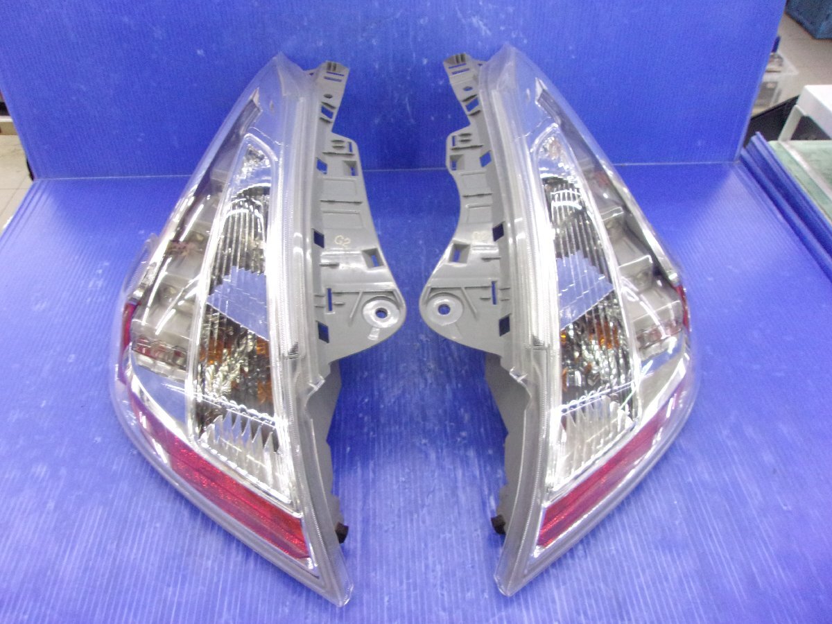 SA【7464】希少 美品 フェアレディZ Z34 純正 オプション クリア LED テールレンズ テールライト 左右 刻印：G2 中古品 KOITO 220-63055