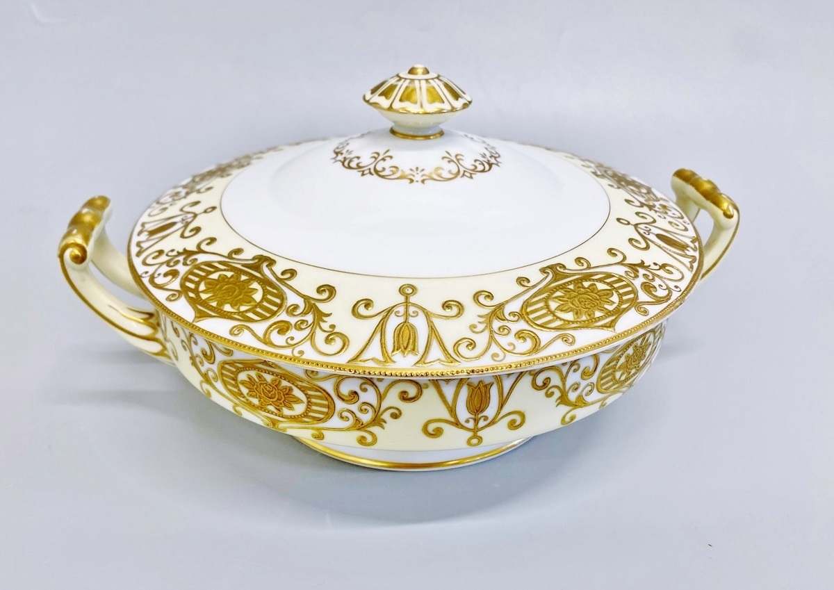 Noritake オールドノリタケ クリスマスボウル チューリン皿 スープポット ソースポット スープチューリン皿 蓋付き 洋食器 陶器 金彩