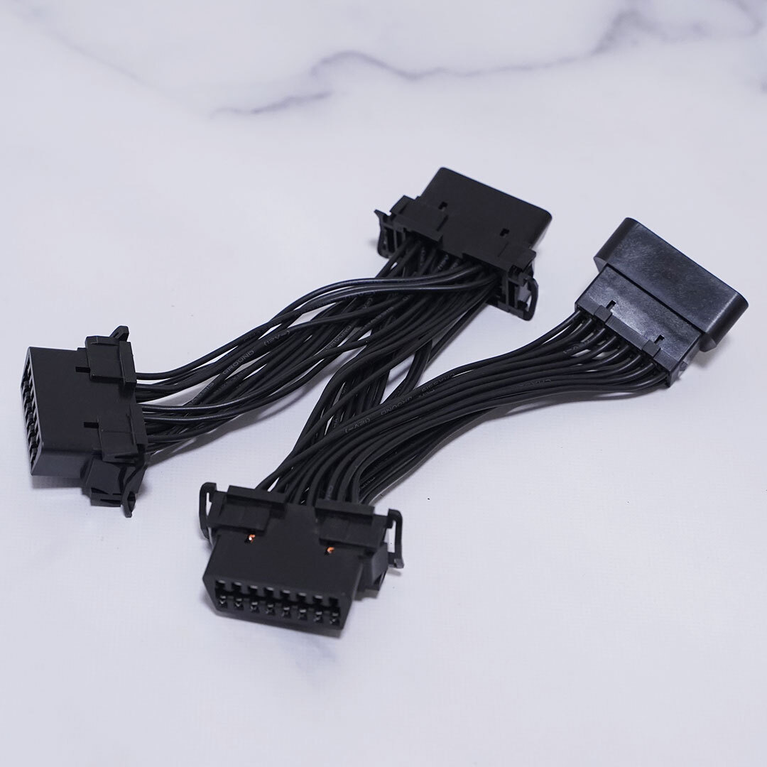 新品・未使用☆OBD三分岐ハーネスセット　3分岐ハーネスセット　| 長期保管品 | 在庫限り | 新品 | 送料無料 | 匿名配送
