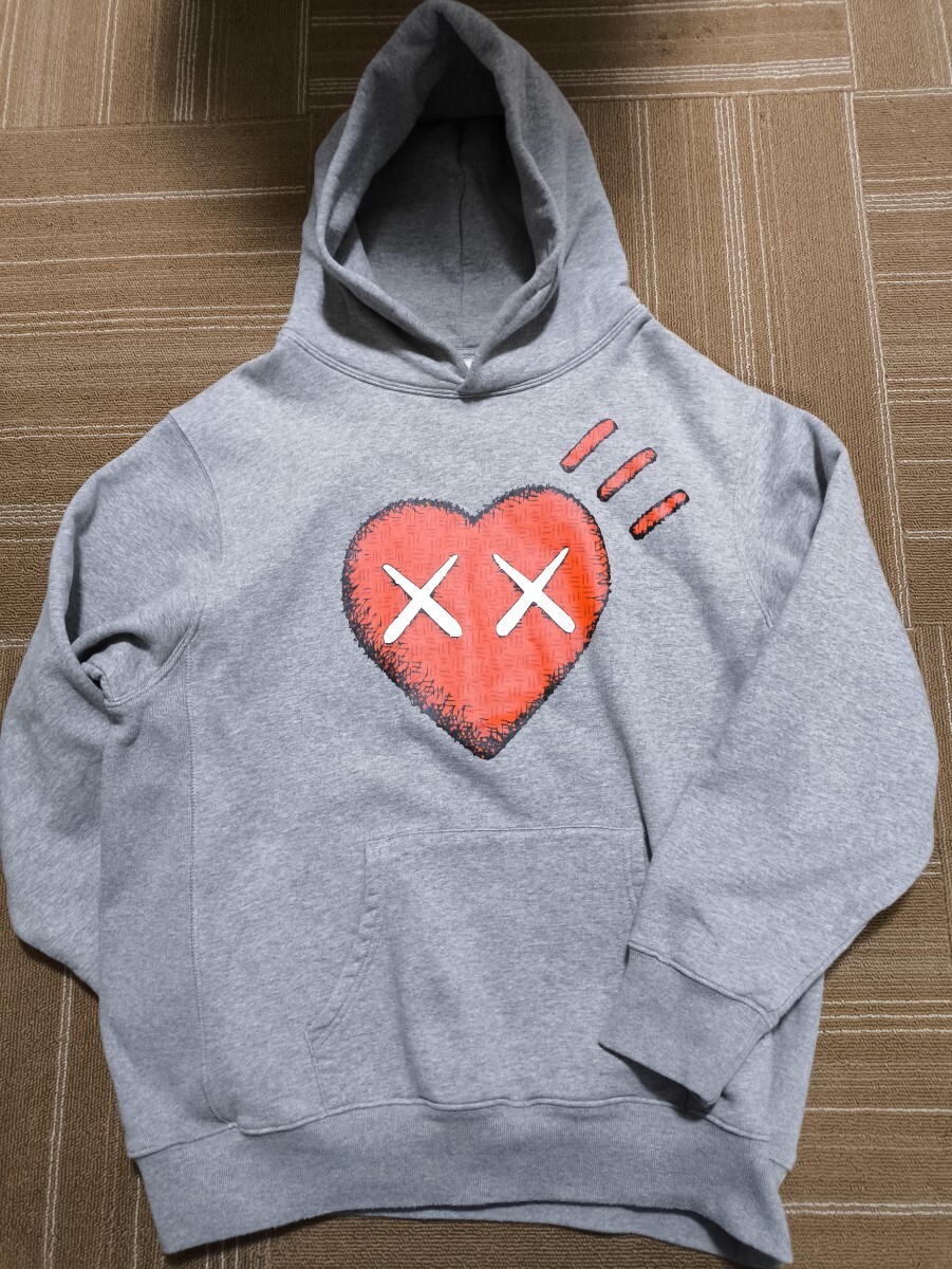 サイズ：L　日本製　ヒューマンメイド　Human Made×KAWS パーカー 　 スウェット プルオーバー パーカー　