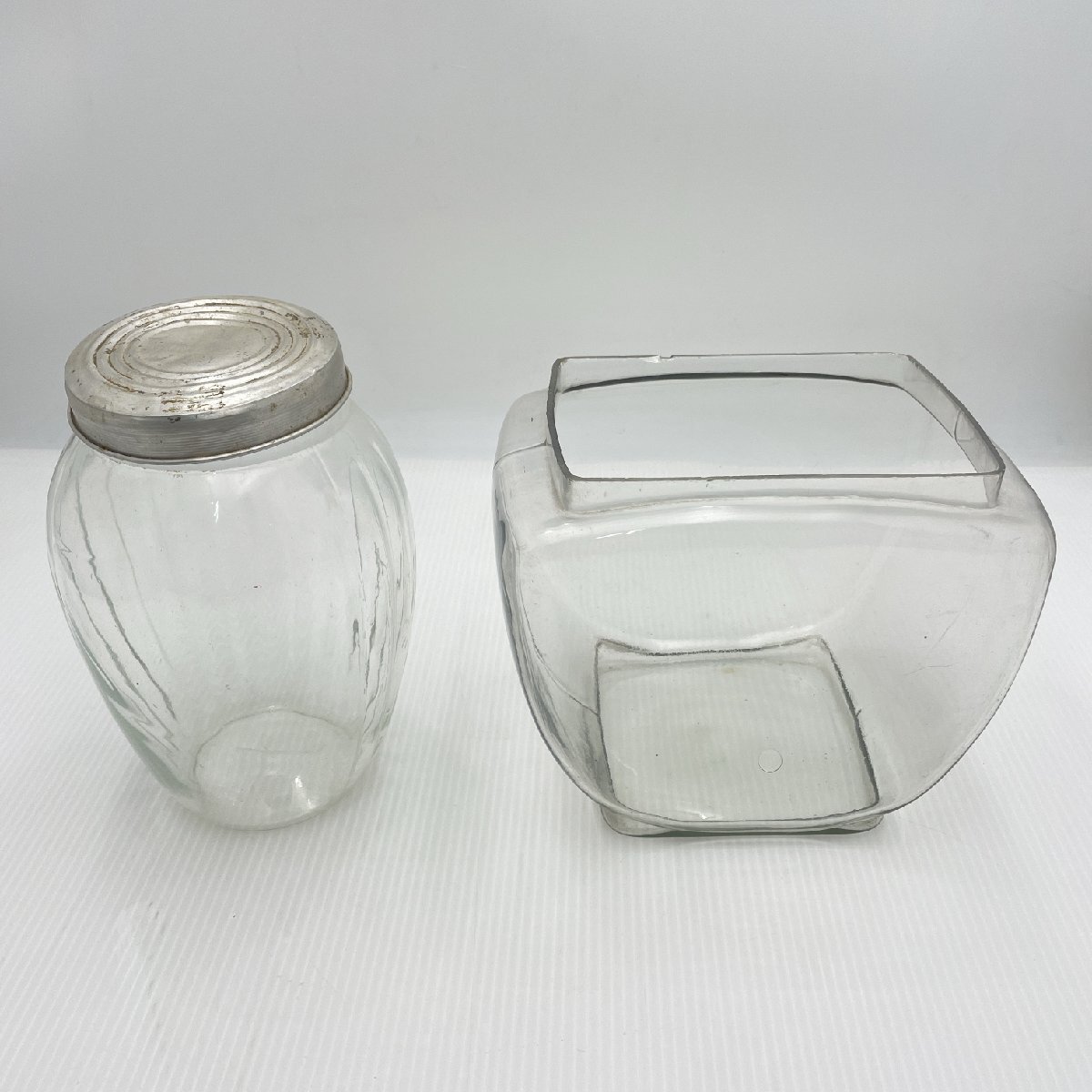 アルミフタつきモールガラス容器 22cm 角型容器フタ無 ビンテージ アンティーク雑貨 レトロガラス【道楽札幌】