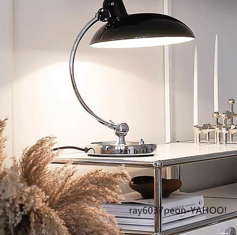 極美品 カイザーイデル テーブルライト 照明 黒