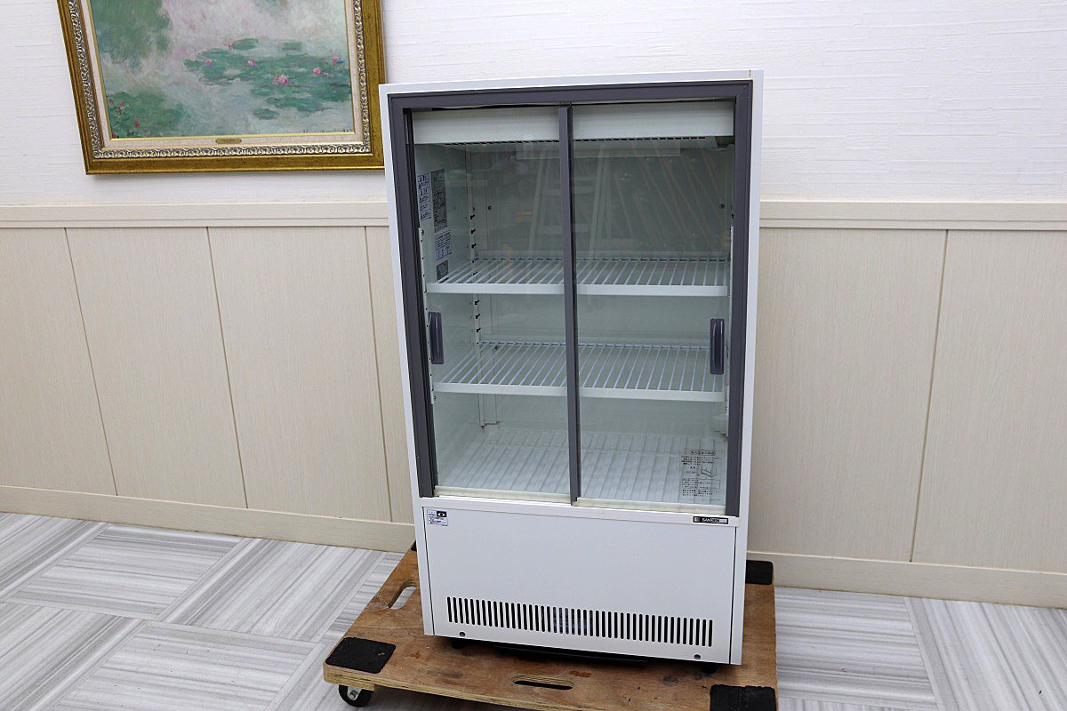 19年製 超美品！サンデン スライド式 小型 冷蔵ショーケース 131L 飲料 お酒ガラス 小型 冷蔵庫 VRS-68XE 店舗厨房業務用　検：ホシザキ