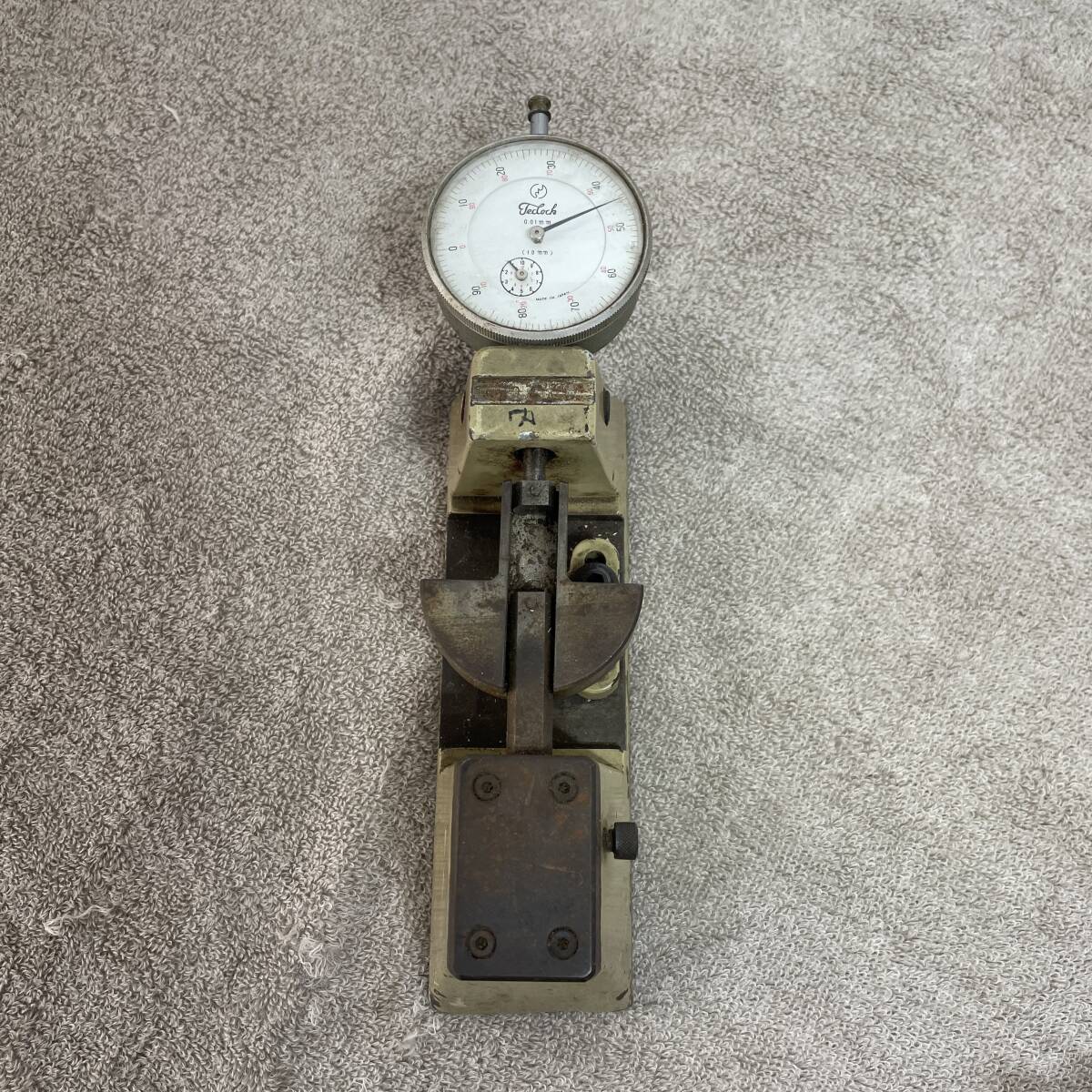 横型ダイヤルゲージスタンド中 古品　ピン　小径部品測定 カメラ部品　顕微鏡部品、時計部品検査XZ 3477