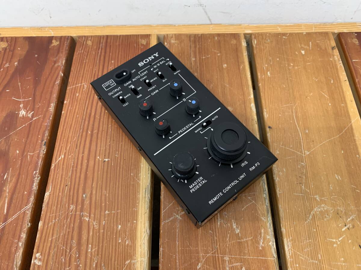 処分特価品★【SONY/ソニー】リモートコントロールユニット【RM-P3】本体のみ ※レタパプラス発送 ジャンク 現状品