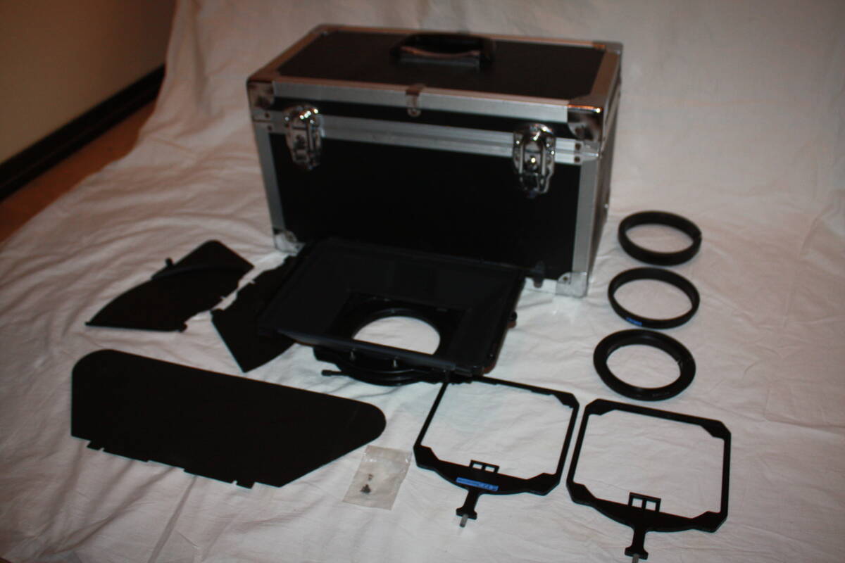 Chrosziel(クロジール) CLWAH-F4,5 マットボックス 収納ハードケース付き (検索：SONY PDW- HDW- DSR- AG-HPX)