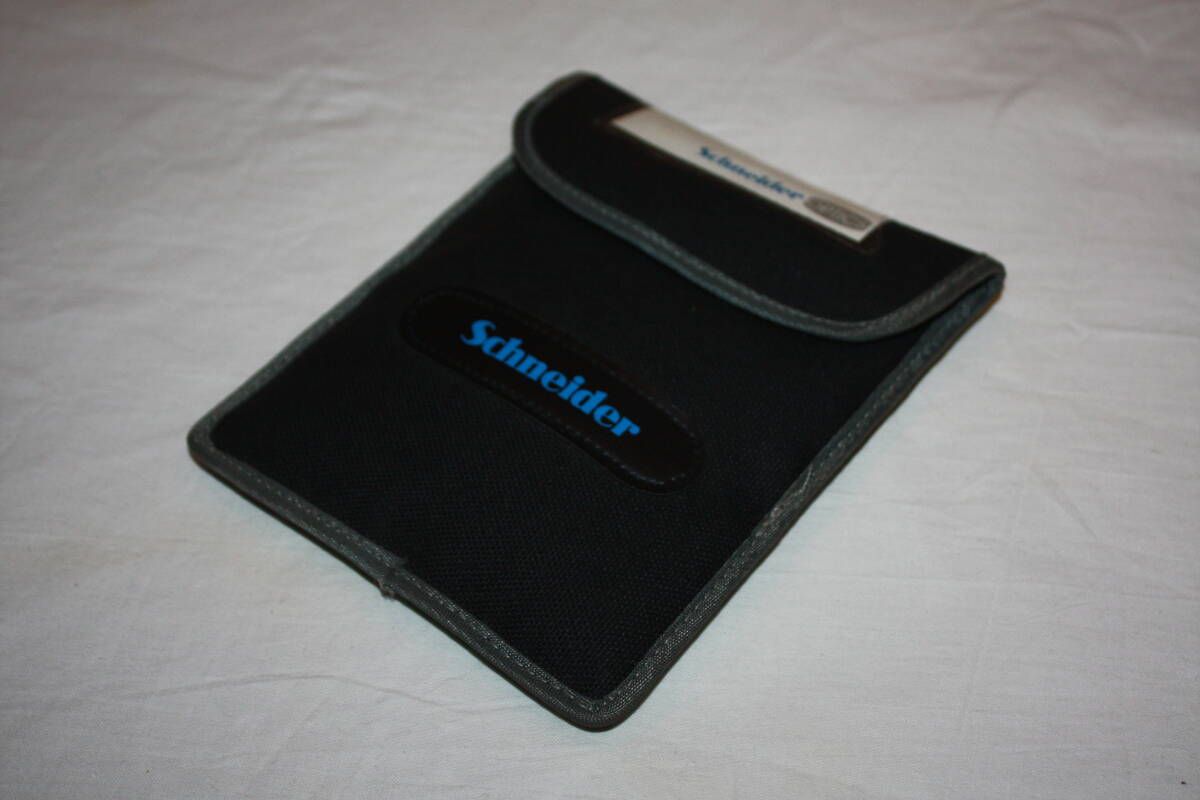 送料無料！ Schneider Optics　フィルターポーチ　新品同様　①
