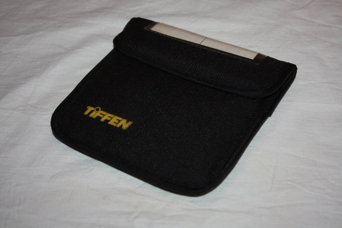 送料無料！ TiFFEN(ティフェン)　フィルターポーチ　中古品