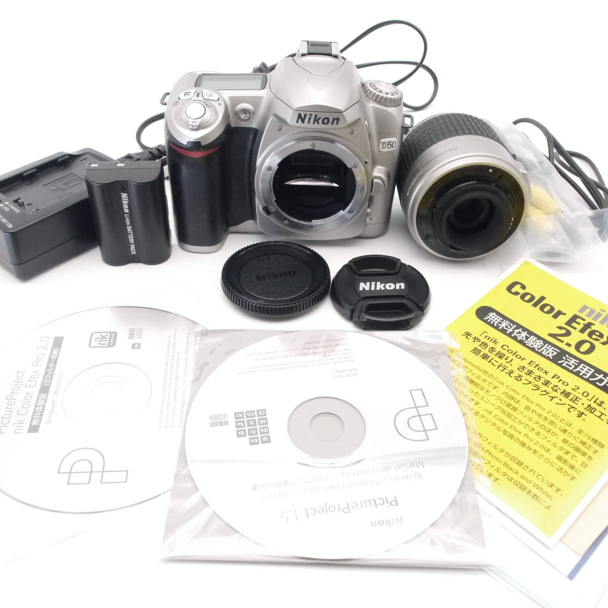 良品 Nikon ニコン D50 シャッター数930回以下 箱あり / AF-S DX Zoom-Nikkor 18-55mm f3.5-5.6 レンズセット #AA1392