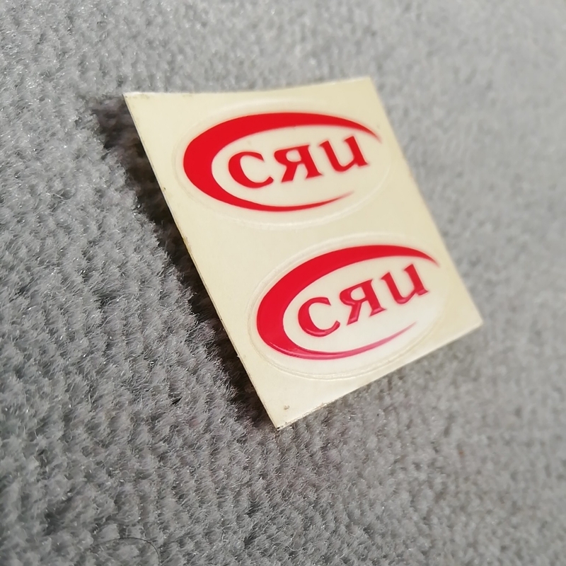 新品未使用正規品本物CRU人気限定ロゴマークミニステッカー レッド2枚セット 横約4cm 送料￥82～